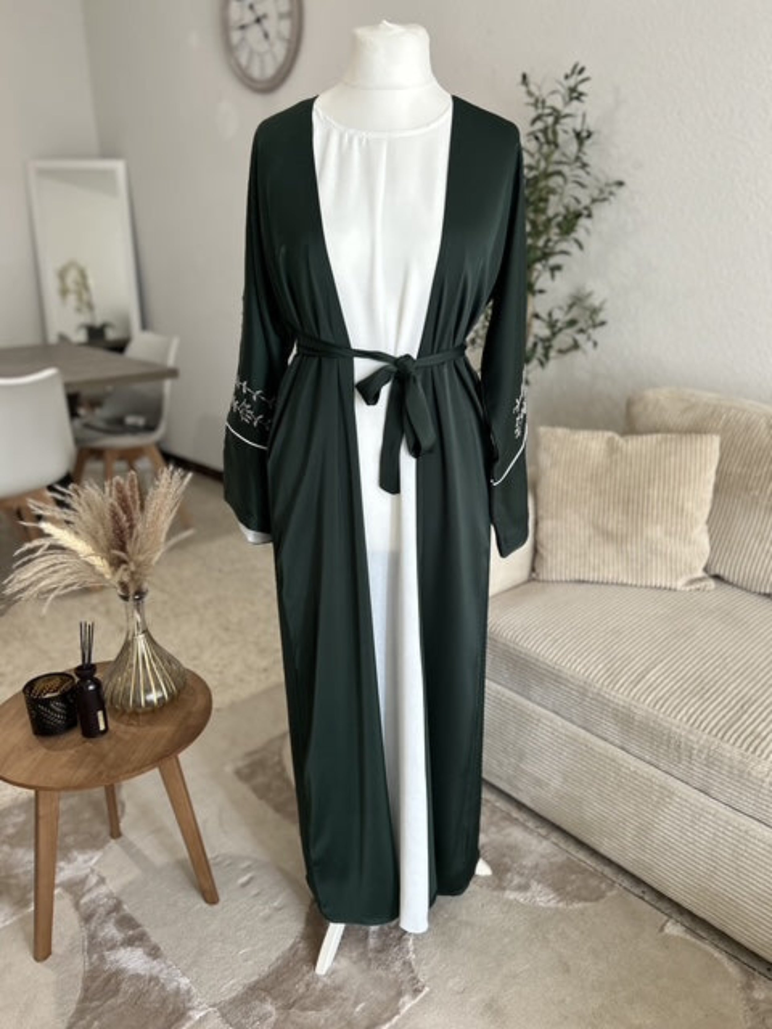 Ensemble abaya de cérémonie vert émeraude Qamira