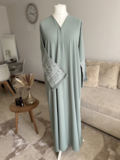 Abaya Signature vert d'eau Qamira